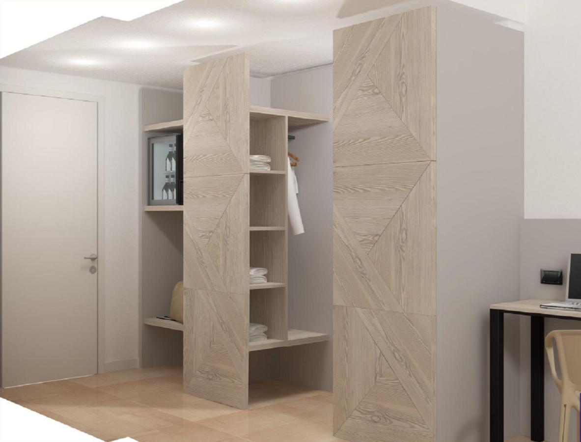 Hotel Residence Holiday Сирмионе Екстериор снимка